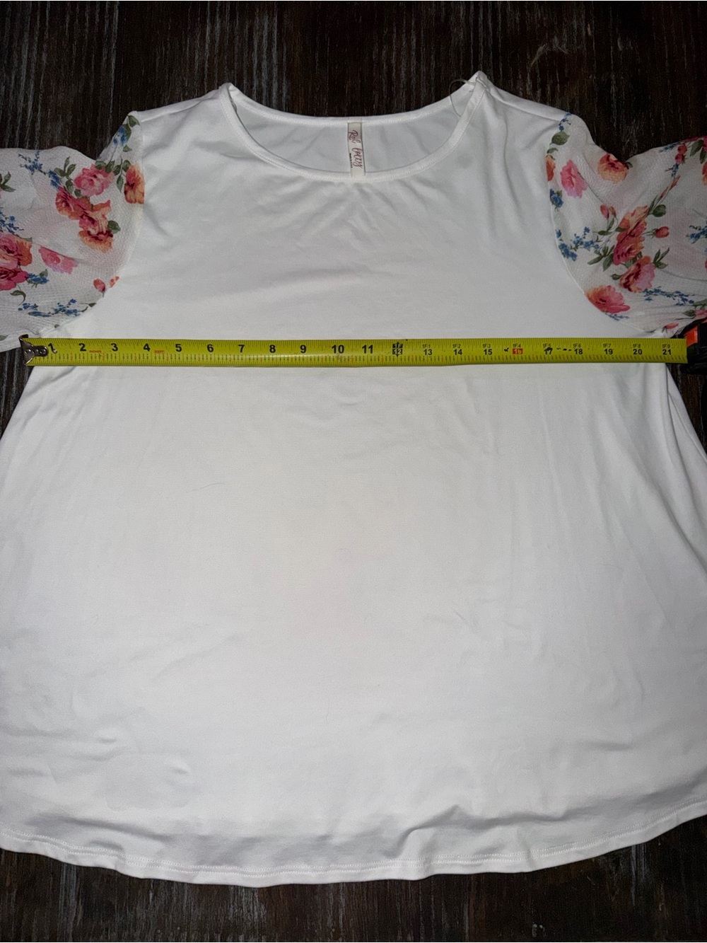 Red Lolly White Floral Sheer Sleeve Blouse NWOT - Picture 5 of 8